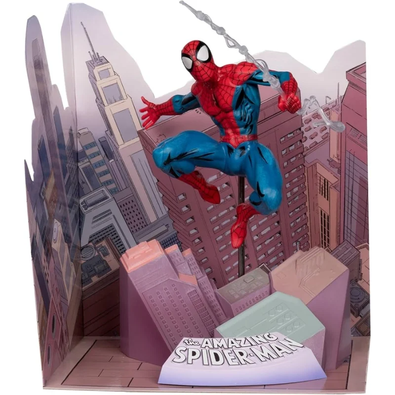 Figura Spiderman saltando entre edificios con diorama Nueva York