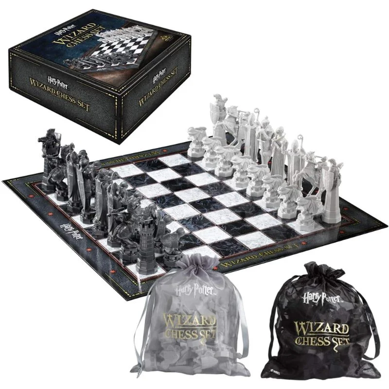 Juego de ajedrez Wizard Chess Set Harry Potter con piezas temáticas y tablero