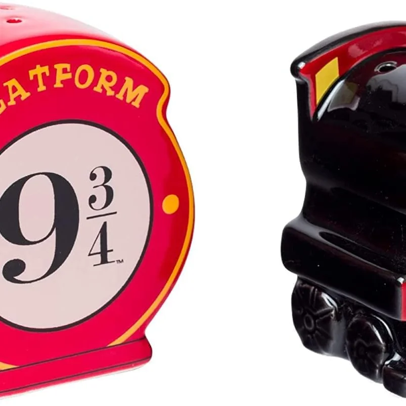 Salero y Pimentero Tren Expreso Hogwarts — Harry Potter (Pedido Exclusivo · entrega 2 a 3 semanas)