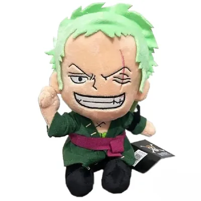 Peluche Zoro One Piece con cabello verde y cicatriz