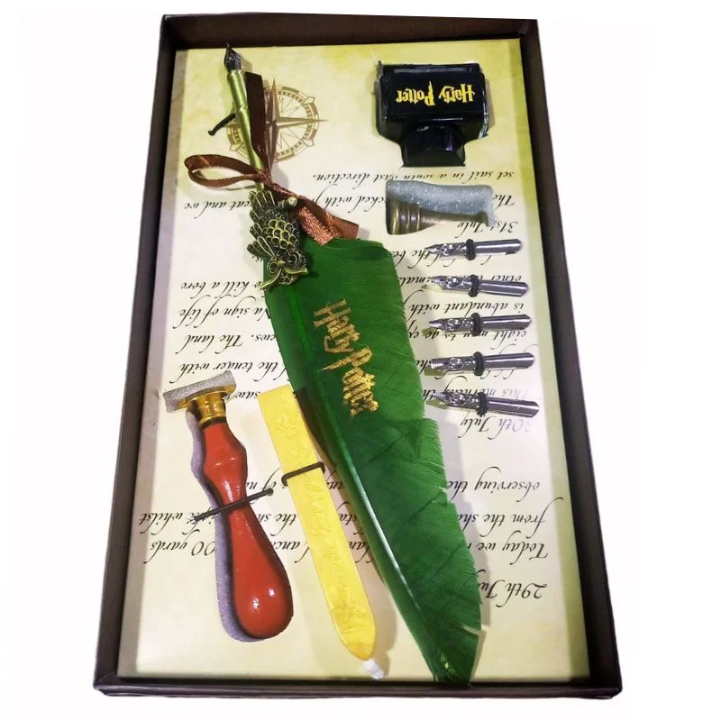 Set de pluma y accesorios Slytherin Harry Potter en caja