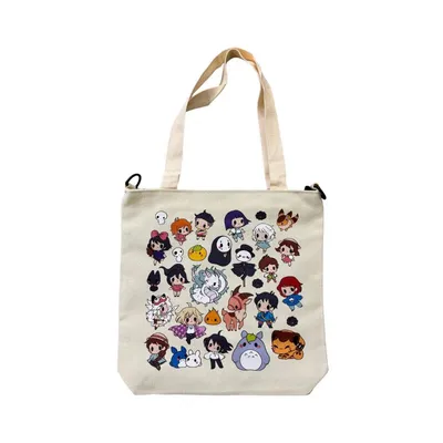 Bolso tote bag Studio Ghibli con personajes animados coloridos
