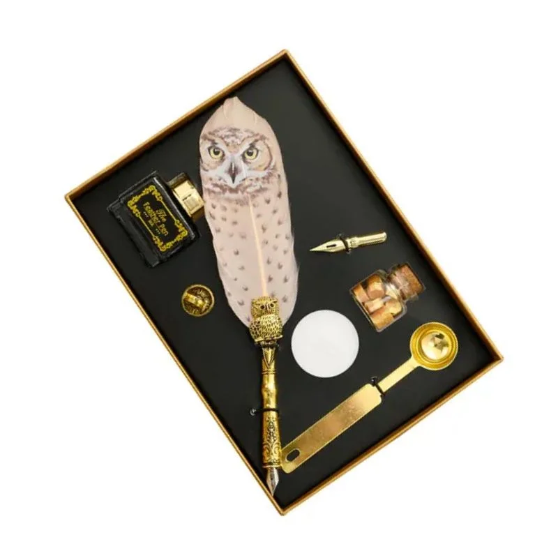 Set pluma Hedwig Harry Potter con accesorios dorados