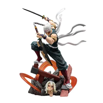 Figura Tengen Uzui en batalla Kimetsu no Yaiba con katanas