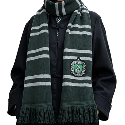 Bufanda tejida Slytherin verde y gris con escudo — Harry Potter