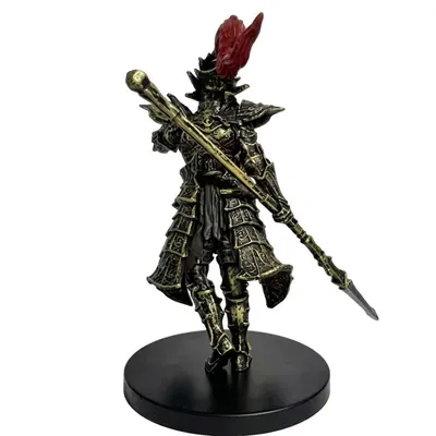 Figura Ornstein Asesino de Dragones Dark Souls con armadura dorada