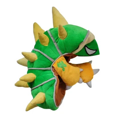 Gorro Rammus League of Legends con armadura verde y púas amarillas