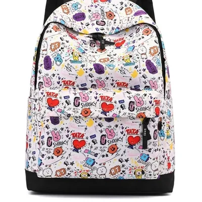 Mochila BT21 con personajes de BTS en diseño multicolor