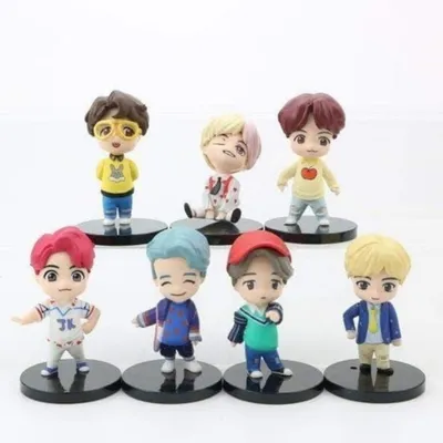 Set de 7 figuras BTS estilo chibi con bases negras